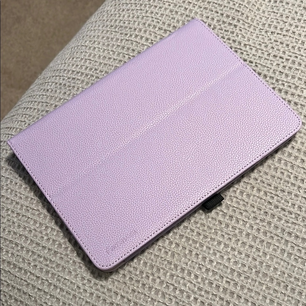 NWOT Famavala Folio Case Cover 10.1” Fire HD Lavender Tablet Case
